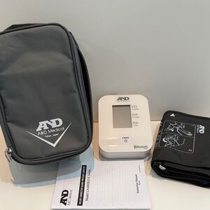 A&D Medical Blood Pressure Monitor Set